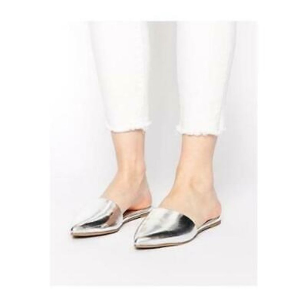 A New Day Shoes Womens 7.5 Slip On Mules Silver Faux Leather Casual Pointed Toe